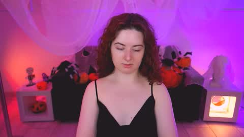 Snapshot of annterry chatting on November 4, 8:35 am Ann Terry 3 online show from November 4, 8:35 am