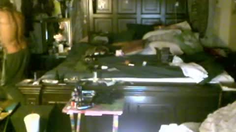 Snapshot of annunakispawn chatting on November 16, 5:24 am Annunaki Spawn online show from November 16, 5:24 am