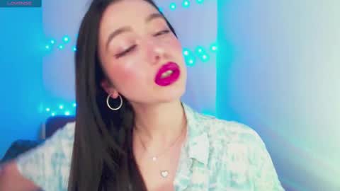 Snapshot of annvegga chatting on March 7, 11:51 am Ann online show from March 7, 11:51 am