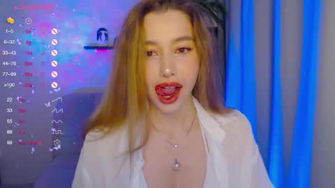 Snapshot of annvegga chatting on November 23, 1:44 pm Ann online show from November 23, 1:44 pm