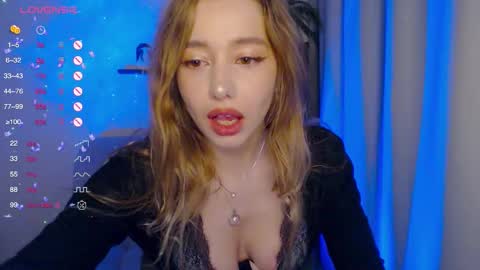 Snapshot of annvegga chatting on November 24, 5:01 pm Ann online show from November 24, 5:01 pm