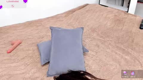 anny_leps online show from February 19, 1:40 am