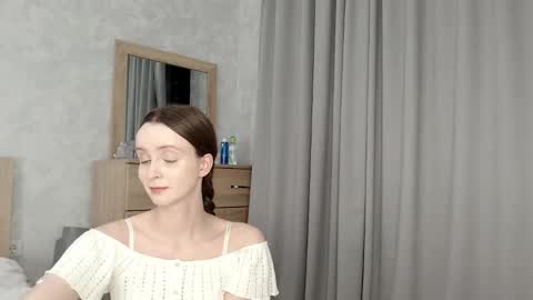 Snapshot of anny_meow chatting on October 25, 6:35 pm Ann My current schedule is below online show from October 25, 6:35 pm