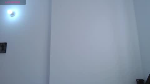 Snapshot of anny_riveraa chatting on December 22, 6:15 pm Anny online show from December 22, 6:15 pm