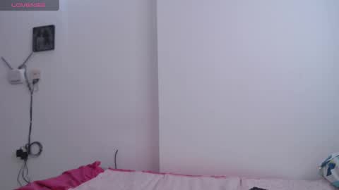 Snapshot of anny_riveraa chatting on February 2, 4:43 pm Anny online show from February 2, 4:43 pm