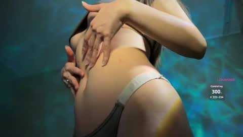 annyislovely online show from February 24, 6:58 pm