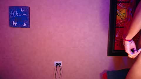 Snapshot of annysheby chatting on January 18, 9:34 am AnnySheby online show from January 18, 9:34 am