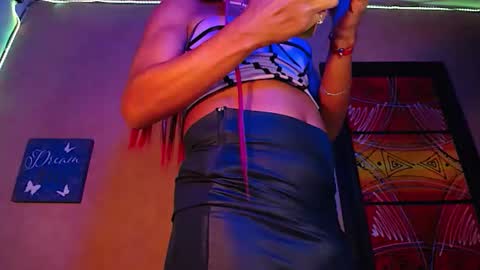 Snapshot of annysheby chatting on January 29, 6:43 am AnnySheby online show from January 29, 6:43 am