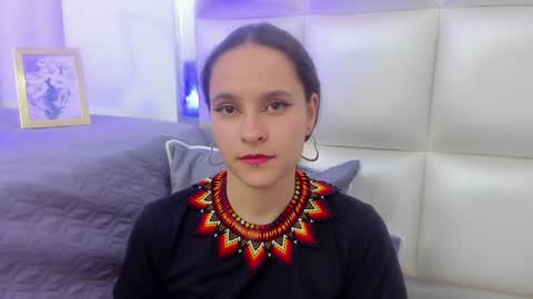 Snapshot of annythomsonn chatting on January 19, 7:25 am AnnyT online show from January 19, 7:25 am