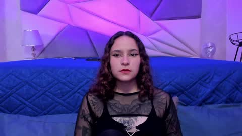 Snapshot of annythomsonn chatting on January 21, 10:19 pm AnnyT online show from January 21, 10:19 pm