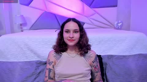 Snapshot of annythomsonn chatting on January 26, 11:50 pm AnnyT online show from January 26, 11:50 pm