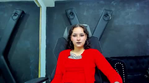 Snapshot of annythomsonn chatting on October 18, 5:57 pm AnnyT online show from October 18, 5:57 pm