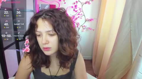 Snapshot of anora_millerr chatting on November 20, 8:03 am Anora online show from November 20, 8:03 am