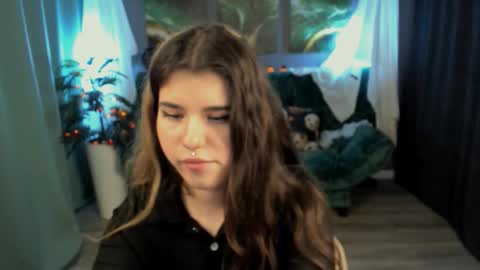 Anora online show from October 15, 8:31 pm