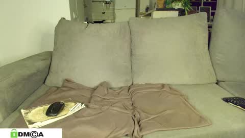 Snapshot of anorsel chatting on January 10, 1:52 pm Sexy Ladybug online show from January 10, 1:52 pm