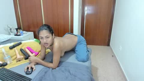 anthonela_hotsex online show from February 6, 9:38 pm