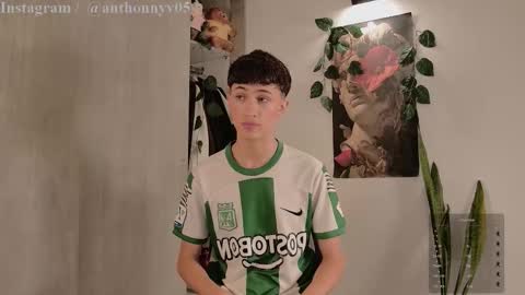 Snapshot of anthonny_05 chatting on September 14, 11:48 pm TONY NEW ACCOUNT online show from September 14, 11:48 pm