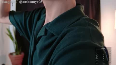 Snapshot of anthonny_05 chatting on September 21, 11:50 pm TONY NEW ACCOUNT online show from September 21, 11:50 pm