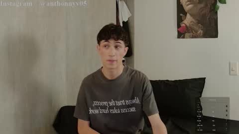 Snapshot of anthonny_05 chatting on October 11, 11:47 pm TONY NEW ACCOUNT online show from October 11, 11:47 pm