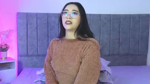 Snapshot of antonella01_cf chatting on September 29, 8:57 pm antonella online show from September 29, 8:57 pm