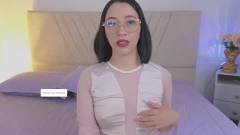 Snapshot of antonella01_cf chatting on November 11, 8:53 pm antonella online show from November 11, 8:53 pm