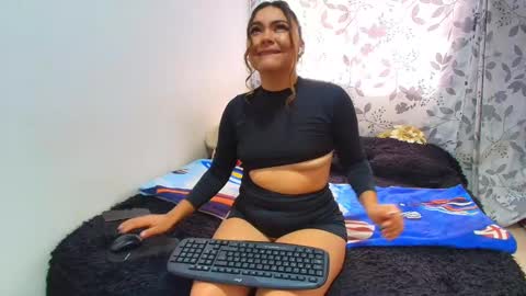 ANTONELLA WILLIAM  INDEPENDIENTE online show from January 17, 3:00 pm