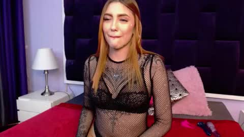 antonella and sasha online show from October 1, 7:42 pm