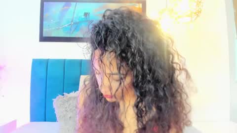 AntonellaHall  online show from March 4, 11:51 am