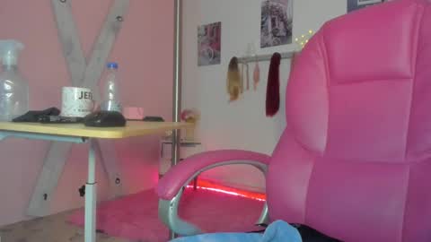 ANTONELLA online show from February 13, 12:00 pm