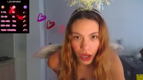 Snapshot of antonellarossii_ chatting on February 14, 2:23 pm Antonella online show from February 14, 2:23 pm
