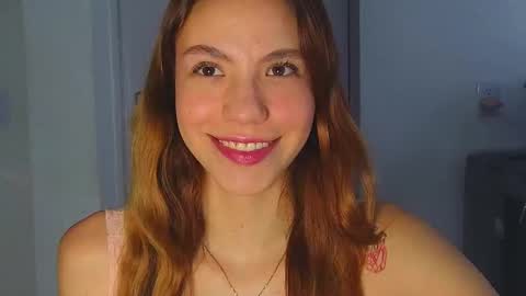 Snapshot of antonellarossii_ chatting on March 5, 12:22 pm Antonella online show from March 5, 12:22 pm