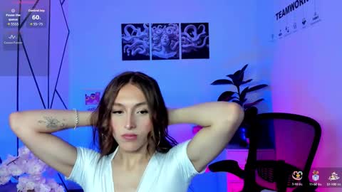 Snapshot of antonellastar24_ chatting on October 20, 9:04 pm Antonella online show from October 20, 9:04 pm