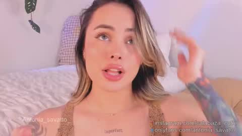 Snapshot of antonia_savatto_ chatting on March 6, 7:54 pm o ANTO online show from March 6, 7:54 pm