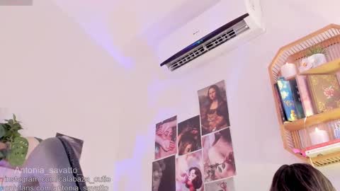 Snapshot of antonia_savatto_ chatting on October 9, 8:07 pm o ANTO online show from October 9, 8:07 pm