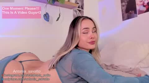 Snapshot of antonia_savatto_ chatting on November 10, 9:03 pm o ANTO online show from November 10, 9:03 pm