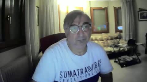 Snapshot of antonio2605 chatting on December 7, 11:34 pm Antonio online show from December 7, 11:34 pm