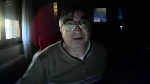 Snapshot of antonio2605 chatting on December 20, 7:44 am Antonio online show from December 20, 7:44 am