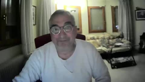 Snapshot of antonio2605 chatting on January 3, 6:35 pm Antonio online show from January 3, 6:35 pm