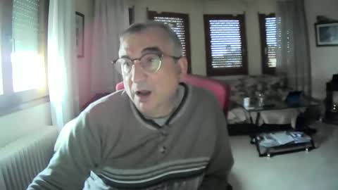 Snapshot of antonio2605 chatting on January 6, 10:57 am Antonio online show from January 6, 10:57 am