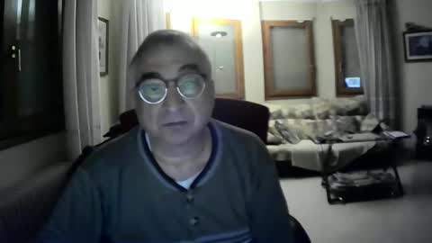 Snapshot of antonio2605 chatting on January 19, 4:54 am Antonio online show from January 19, 4:54 am