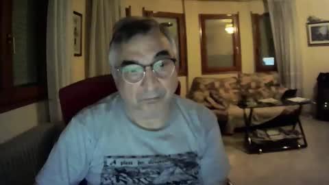 Snapshot of antonio2605 chatting on January 26, 4:30 am Antonio online show from January 26, 4:30 am