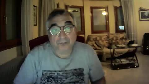 Snapshot of antonio2605 chatting on January 26, 7:32 am Antonio online show from January 26, 7:32 am