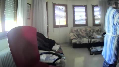 Snapshot of antonio2605 chatting on February 6, 11:43 am Antonio online show from February 6, 11:43 am