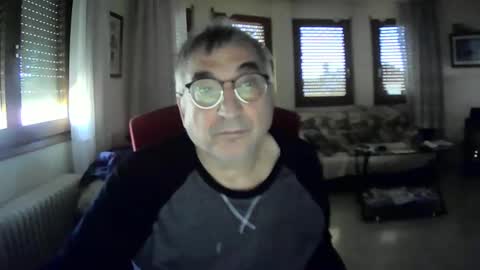 Snapshot of antonio2605 chatting on February 8, 10:50 am Antonio online show from February 8, 10:50 am