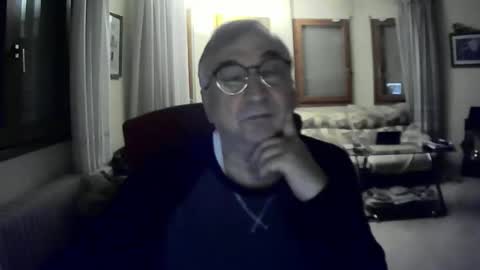 Snapshot of antonio2605 chatting on February 14, 4:15 am Antonio online show from February 14, 4:15 am