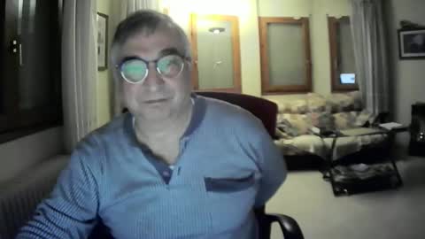 Snapshot of antonio2605 chatting on February 24, 11:09 pm Antonio online show from February 24, 11:09 pm