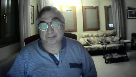 Snapshot of antonio2605 chatting on March 8, 2:45 am Antonio online show from March 8, 2:45 am