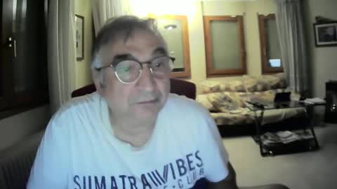 Snapshot of antonio2605 chatting on March 11, 1:26 am Antonio online show from March 11, 1:26 am