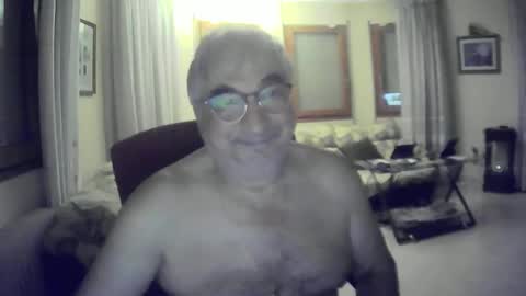 Snapshot of antonio2605 chatting on September 14, 12:54 am Antonio online show from September 14, 12:54 am
