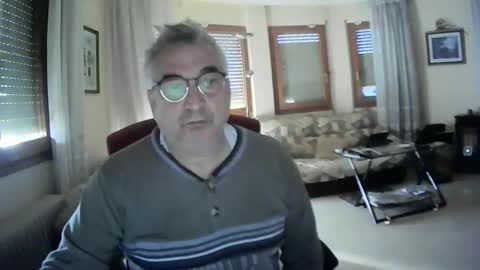 Snapshot of antonio2605 chatting on November 12, 8:15 am Antonio online show from November 12, 8:15 am